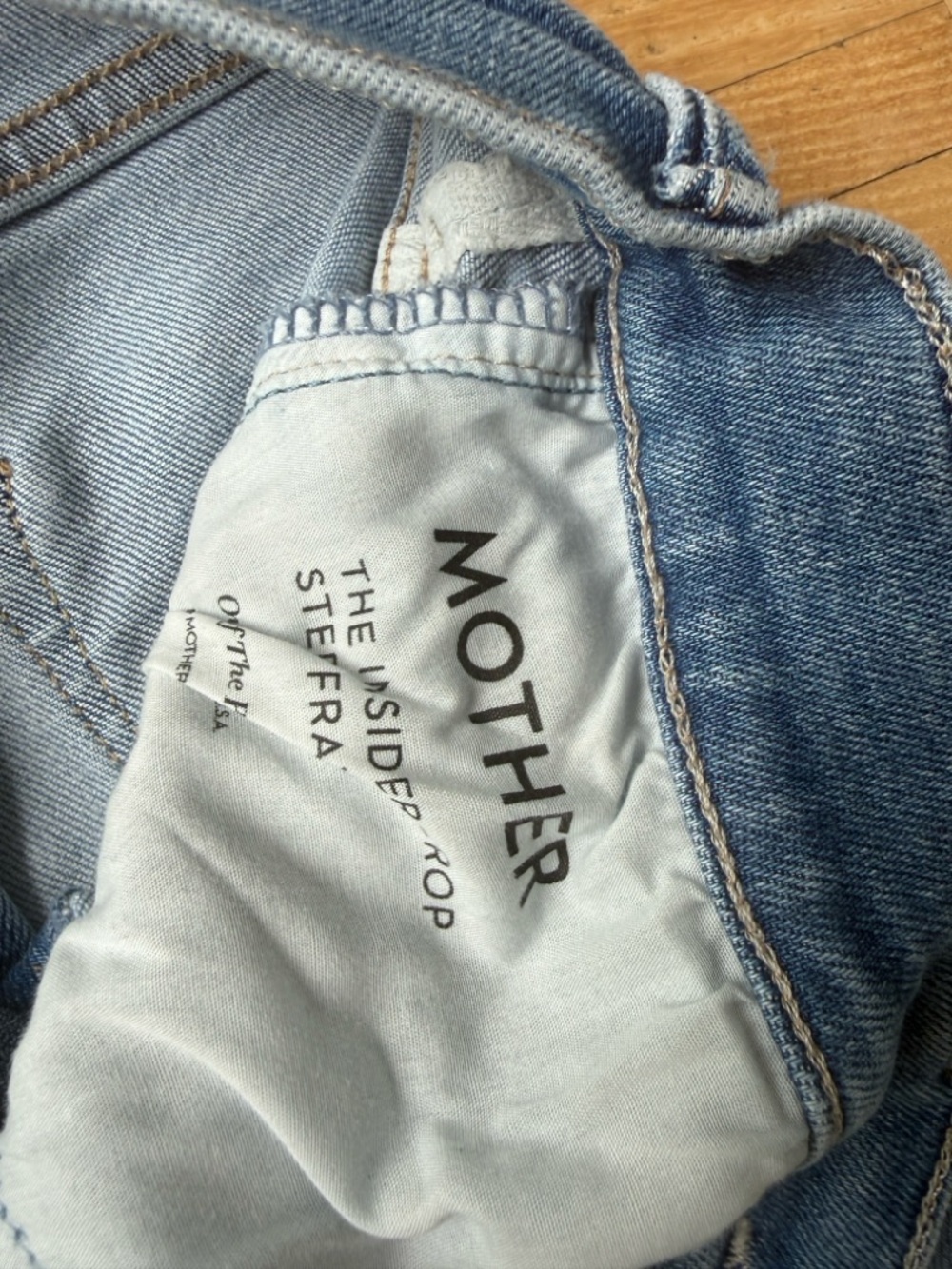 MOTHER Light Blue Cropped Jeans with Frayed Hem - Picture 4 of 4
